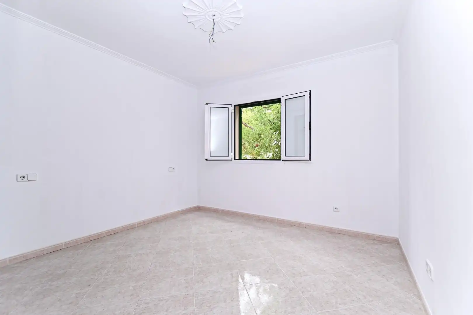 Habitación de Casa adosada en venta en  Palma de Mallorca con Trastero