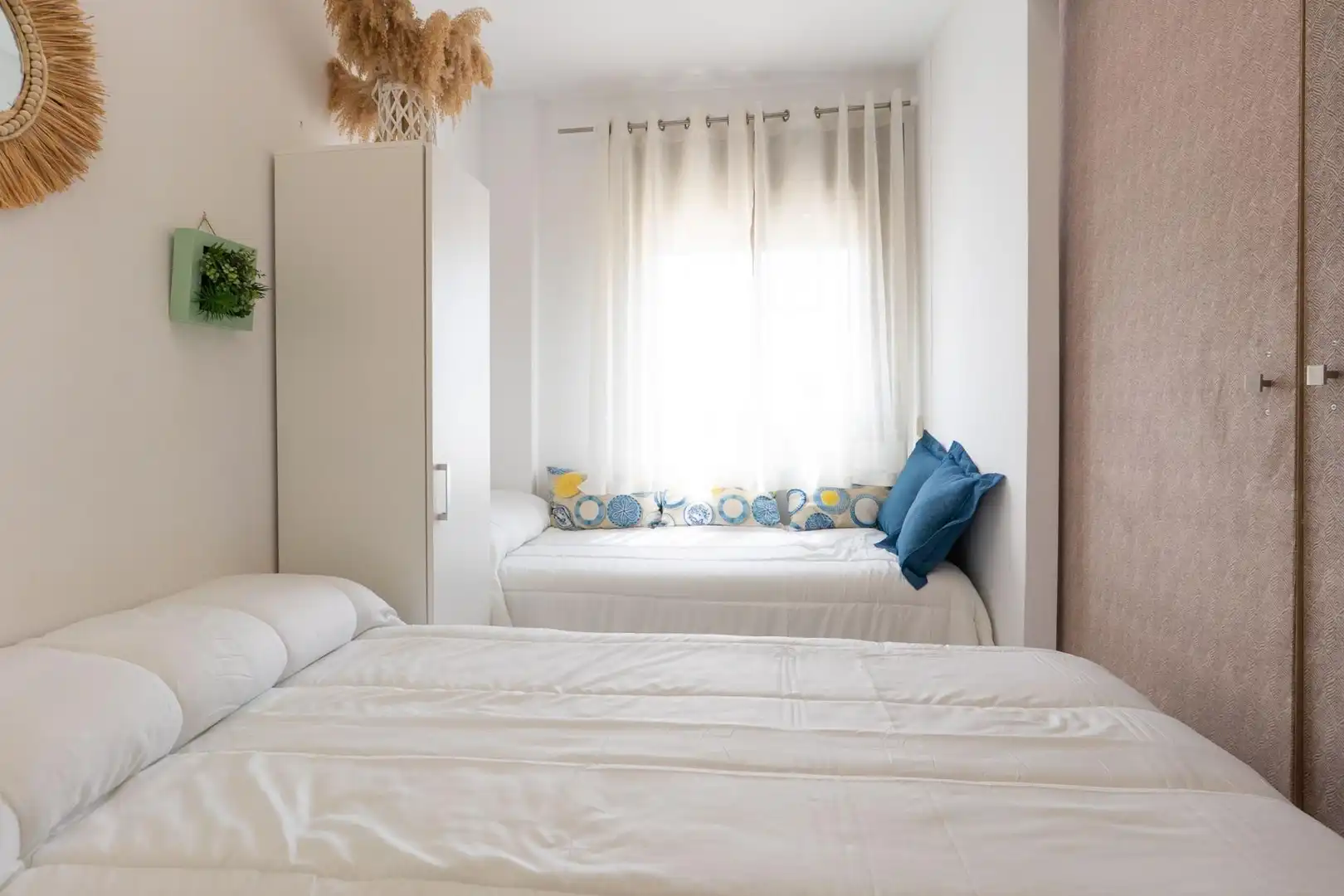 Habitación de Piso en venta en Deltebre con Aire acondicionado y Piscina comunitaria