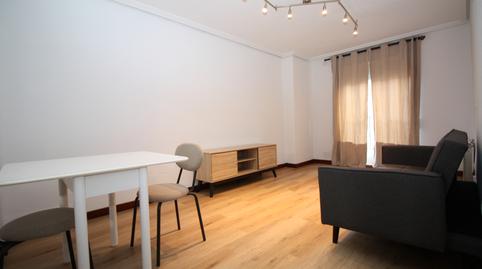 Foto 5 de Apartamento de alquiler en Calle Santa Marina, Delicias, Valladolid