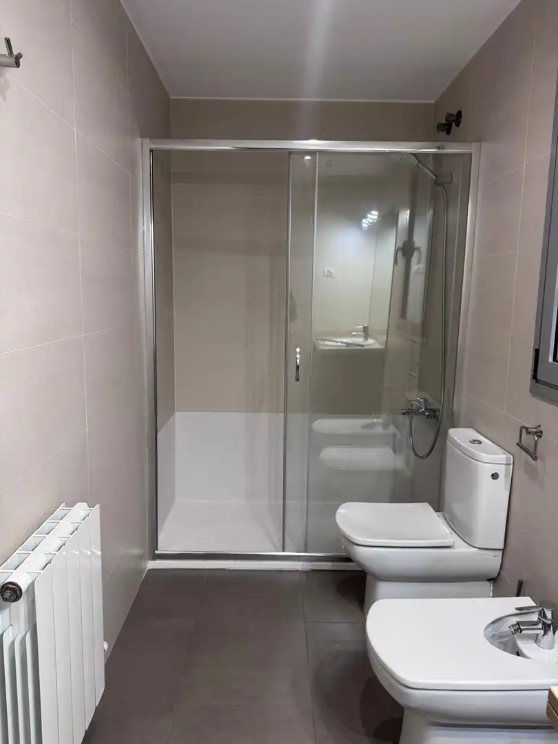 Bathroom of Flat for sale in Molins de Rei  with Air Conditioner, Heating and Parquet flooring