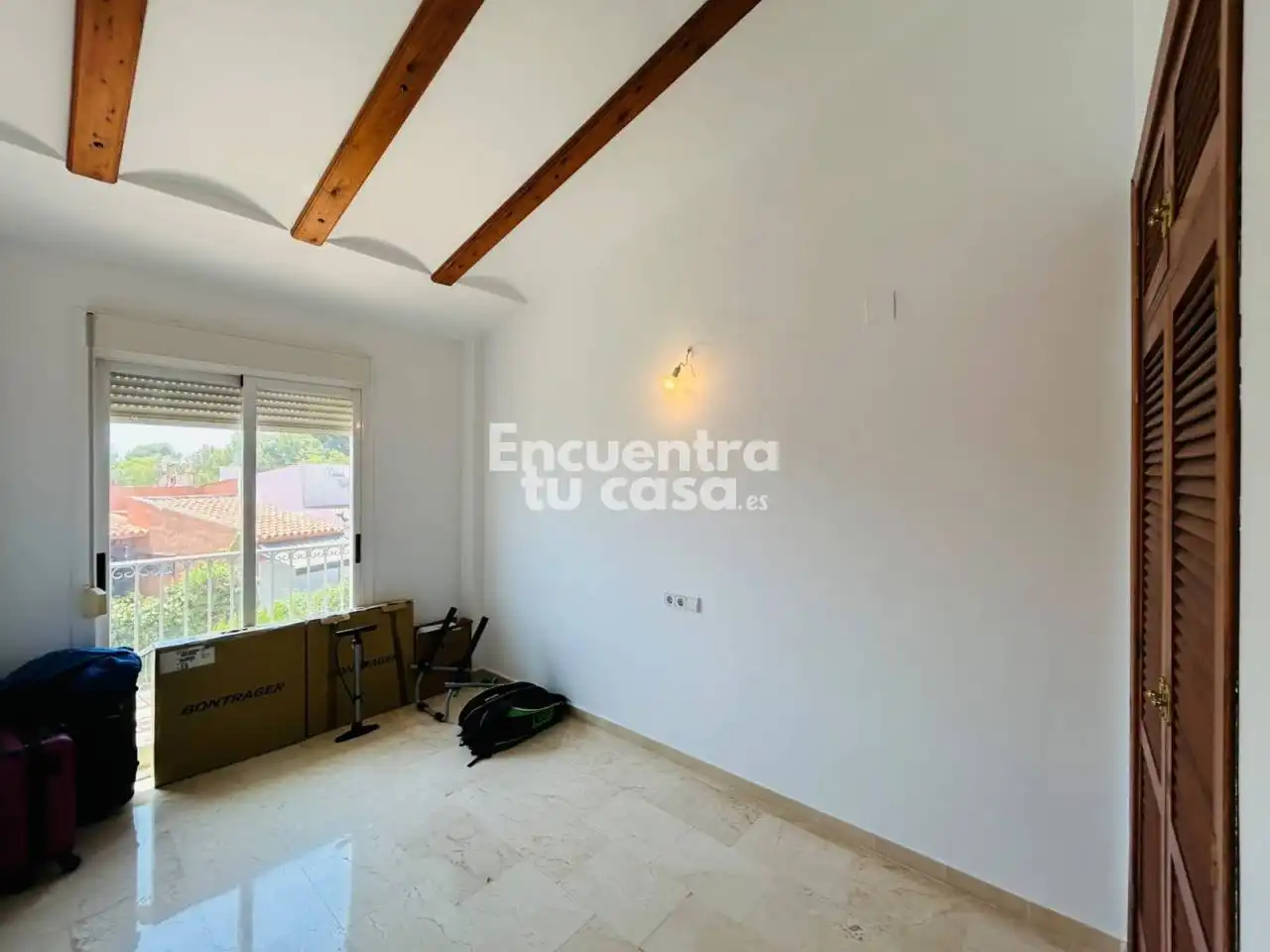 Casa adosada en venda en La Nucia amb Aire condicionat, Calefacció i Jardí privat