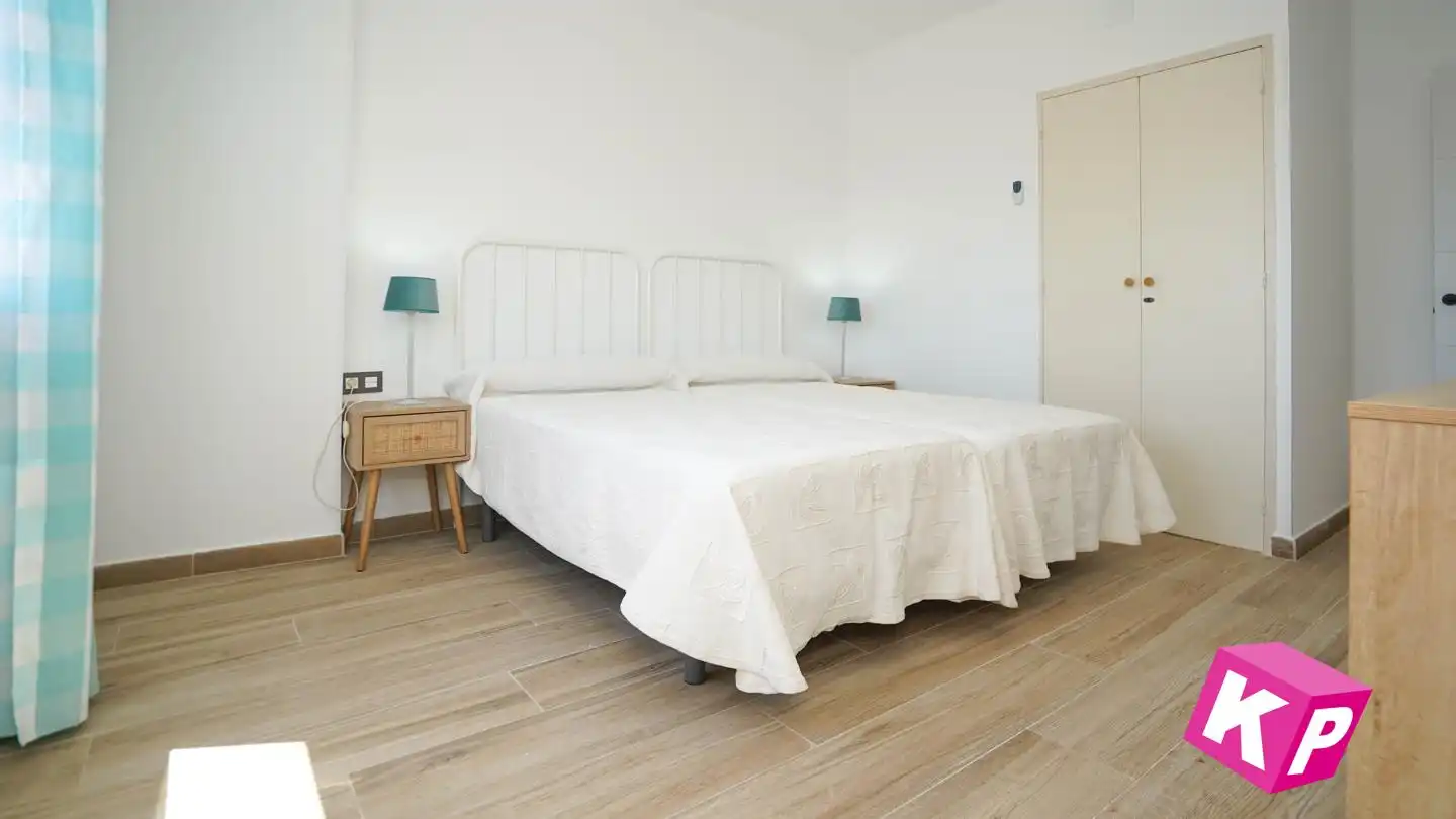 Habitación de Piso en venta en Santa Pola con Aire acondicionado, Terraza y Amueblado