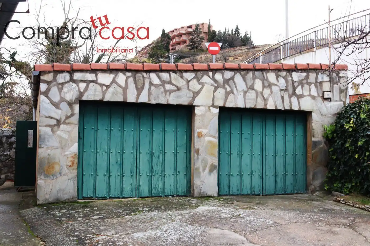 Vista exterior de Casa o xalet en venda en Segovia amb Calefacció, Jardí privat i Terrassa