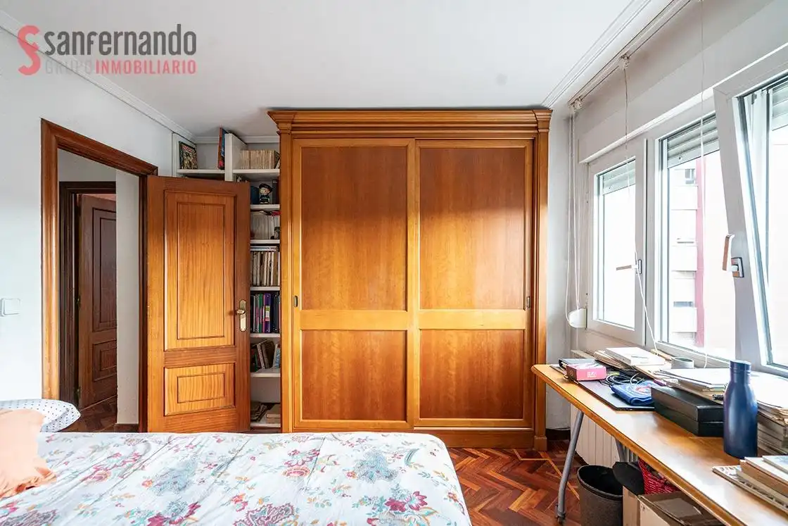 Bedroom of Flat for sale in Santander  with Heating