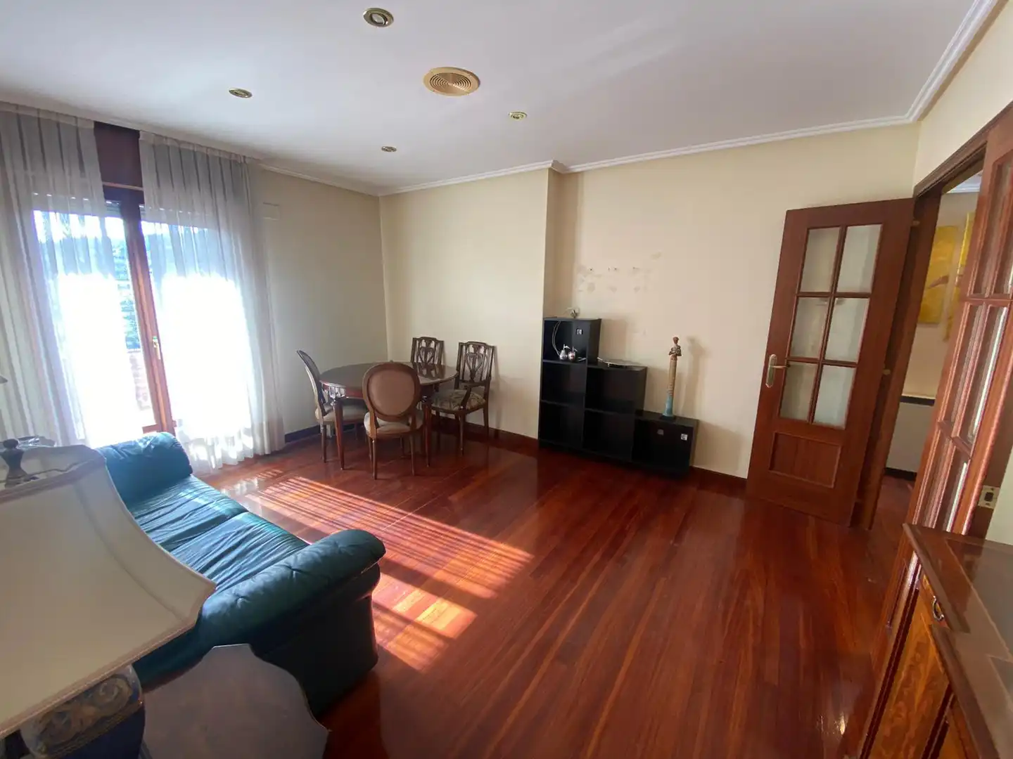 Sala de estar de Piso en venta en Castro-Urdiales