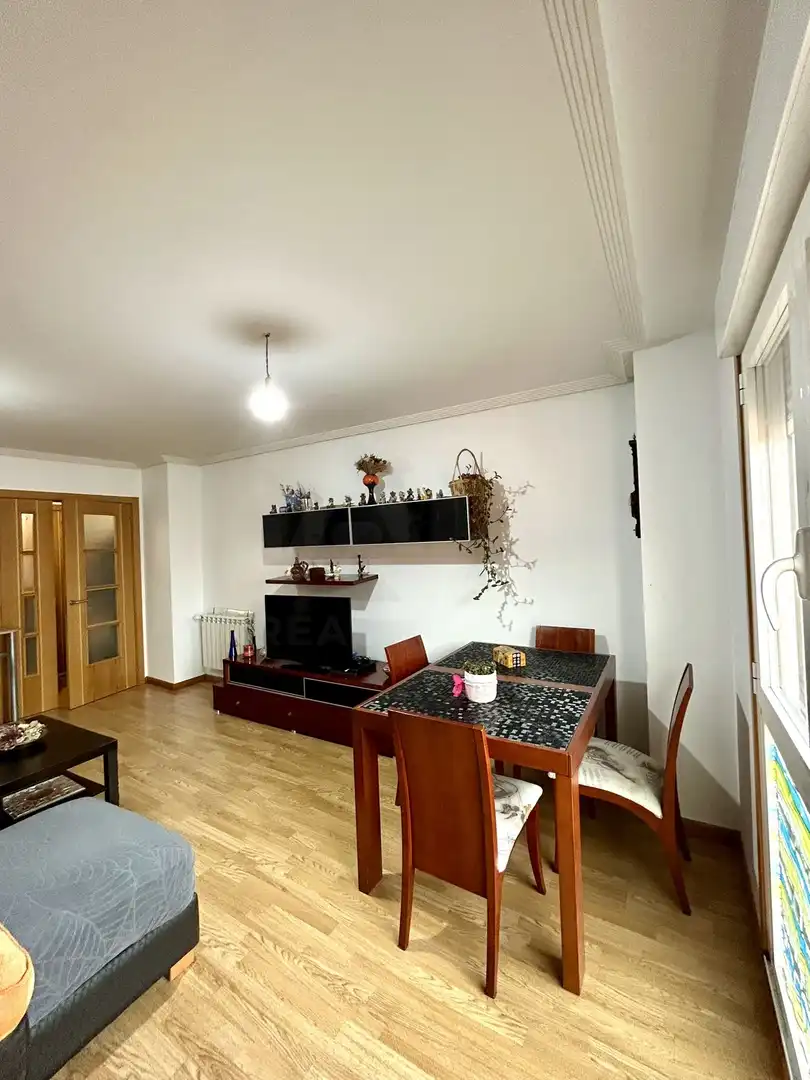 Wohnzimmer von Maisonette zum Verkauf in Valverde de la Virgen mit Klimaanlage und Heizung