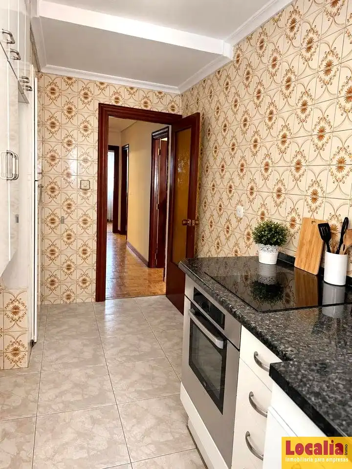 Küche von Wohnung zum Verkauf in Santander