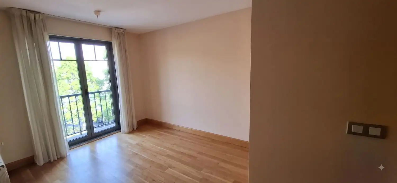 Habitación de Piso en venta en A Coruña Capital  con Calefacción y Trastero