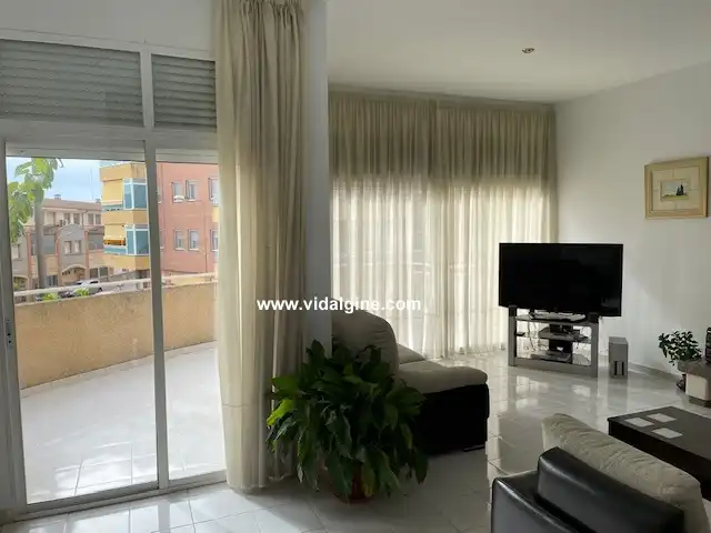 Casa con terraza en venta en Carrer Sant Pere Màrtir, imagen 5