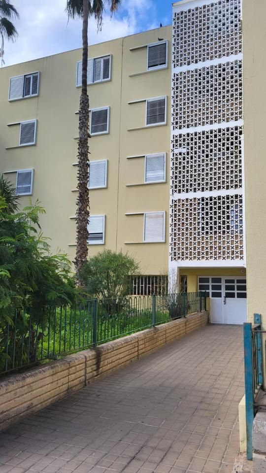 Vista exterior de Pis en venda en Telde