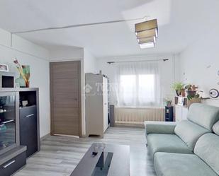 Living room of Single-family semi-detached for sale in Manresa  with Terrace