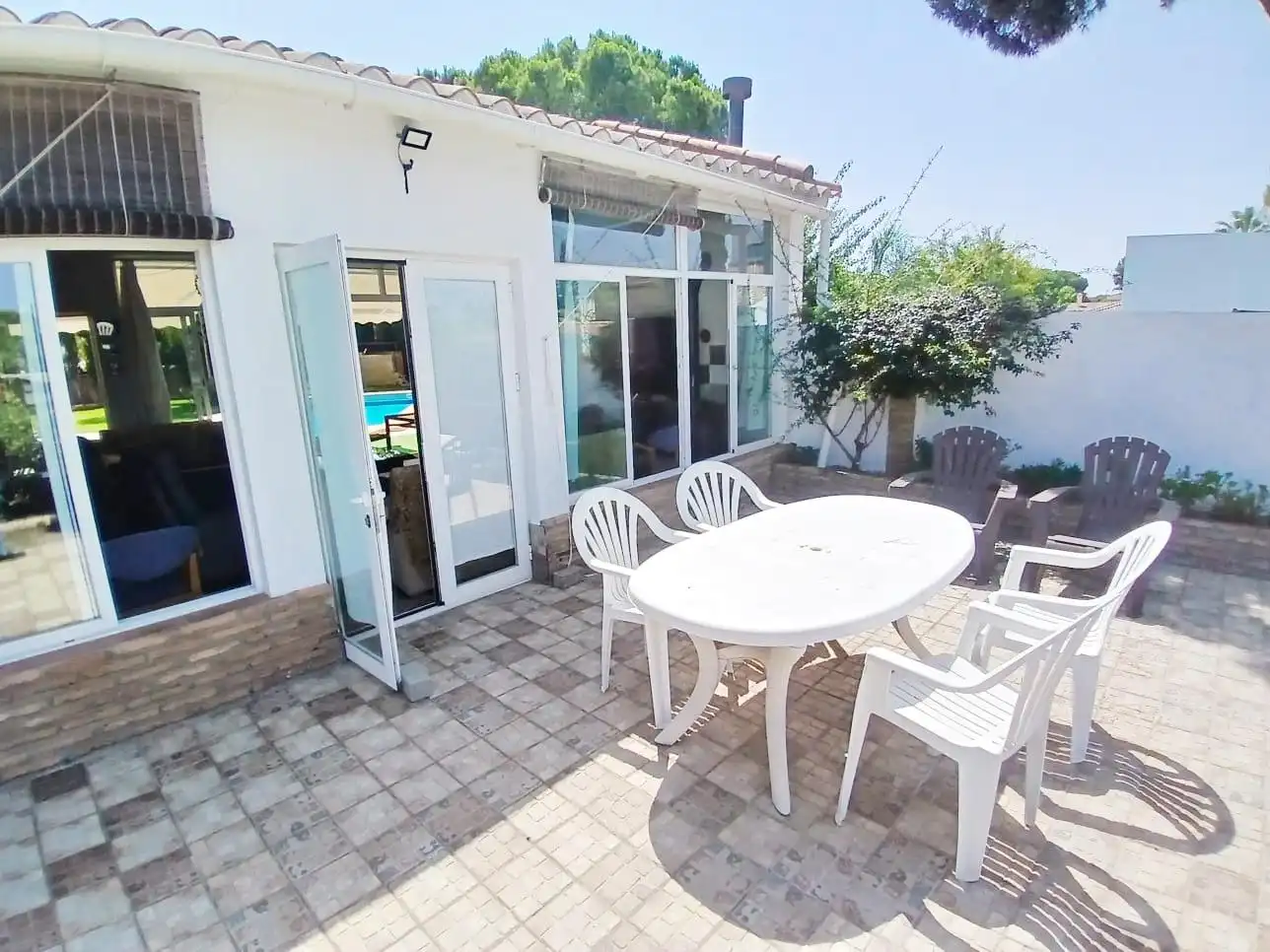 Terrasse von Haus oder Chalet zum Verkauf in Aljaraque mit Heizung, Privatgarten und Schwimmbad