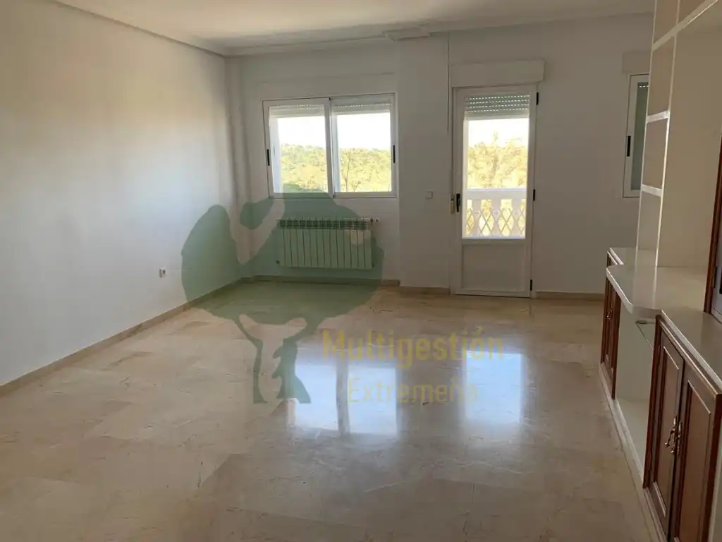 Duplexes for rent in Cáceres