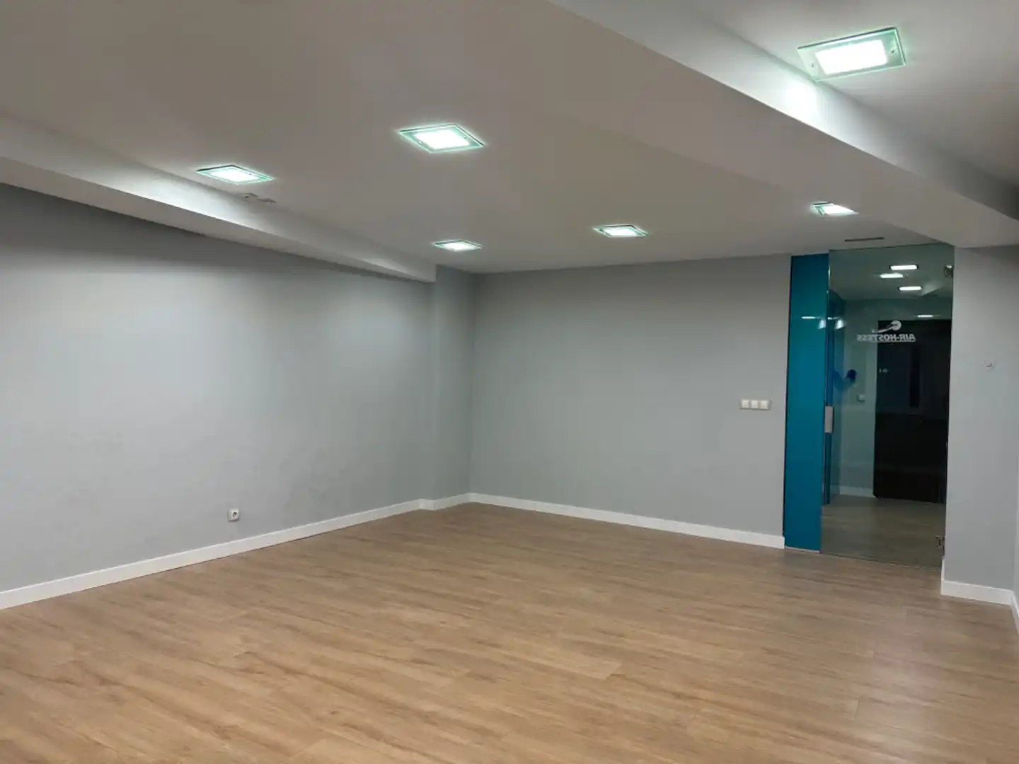 Büro zur Miete in Santiago de Compostela  mit Terrasse