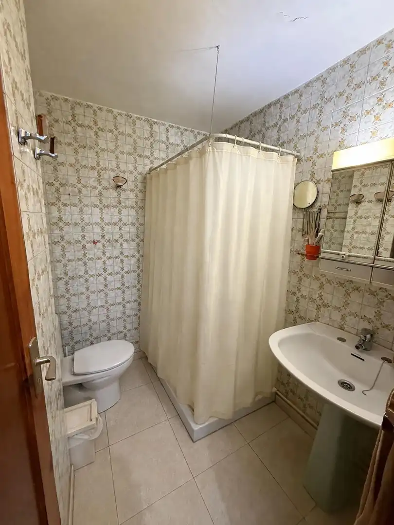 Bathroom of Flat for sale in Arrecife  with Terrace and Balcony