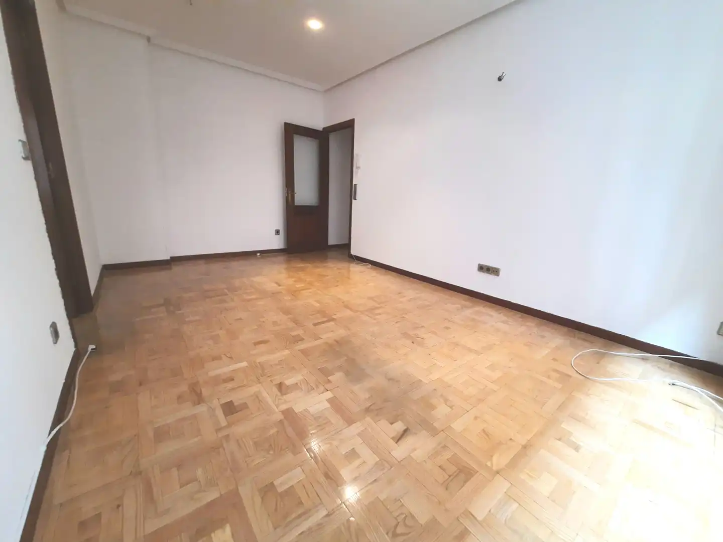Schlafzimmer von Wohnung zur Miete in Madrid mit Klimaanlage, Heizung und Parkett