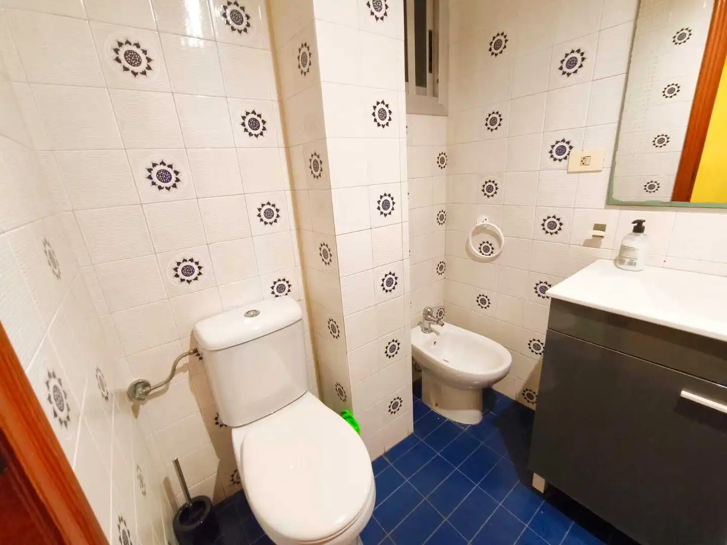 Baño de Piso en venta en Sueca con Amueblado