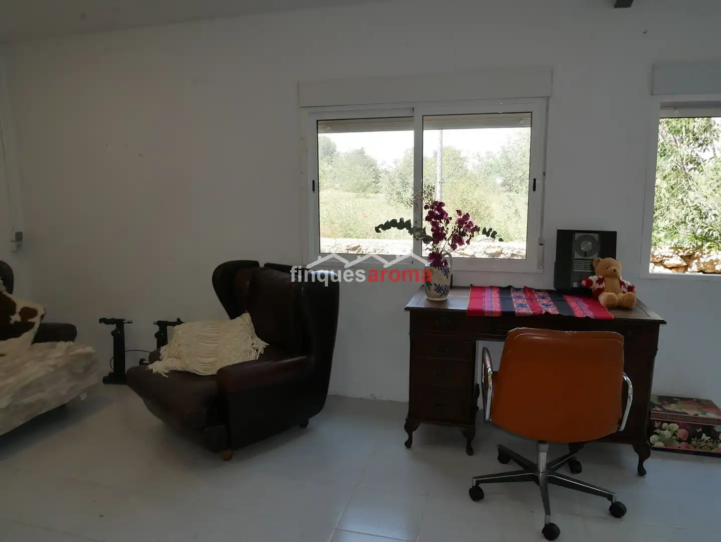Sala d'estar de Casa o xalet en venda en Alió amb Aire condicionat, Calefacció i Jardí privat