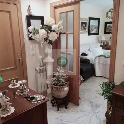 Habitación de Apartamento en venta en Badajoz con Aire acondicionado, Calefacción y Jardín privado