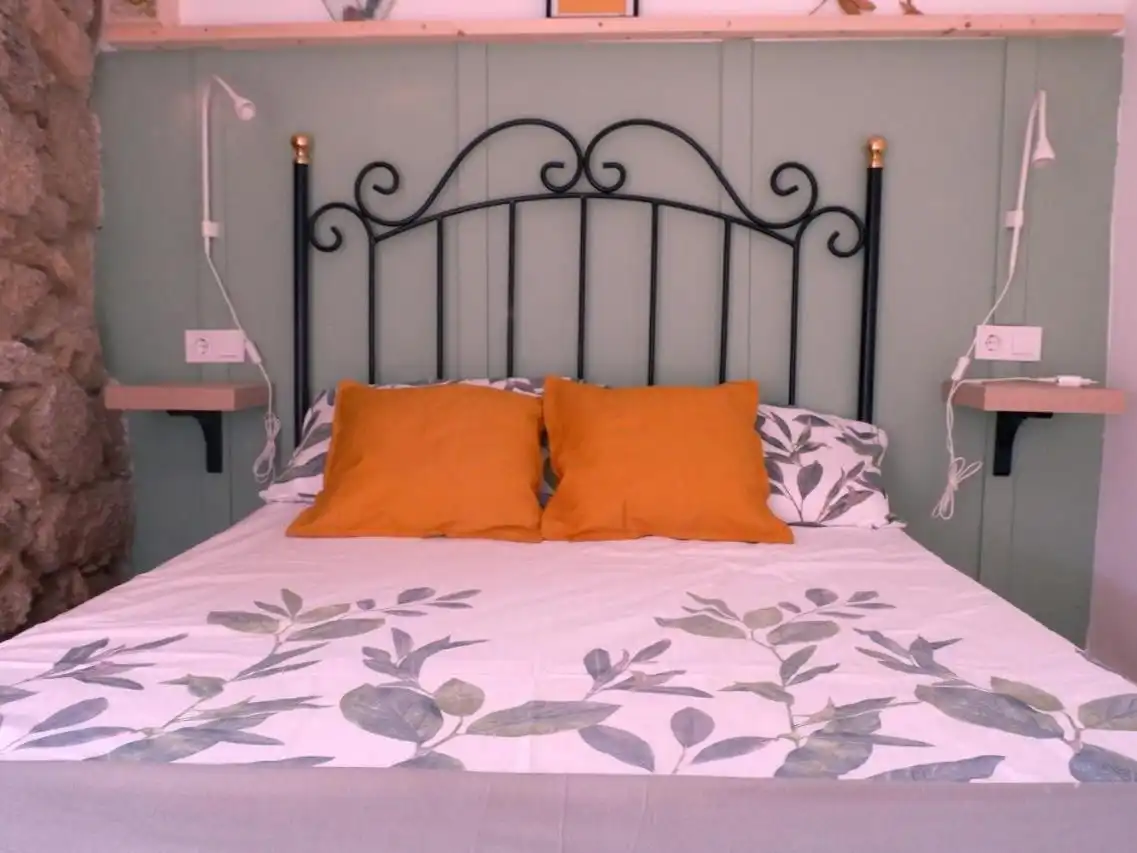 Habitación de Casa o chalet en venta en Castro Caldelas, Ourense