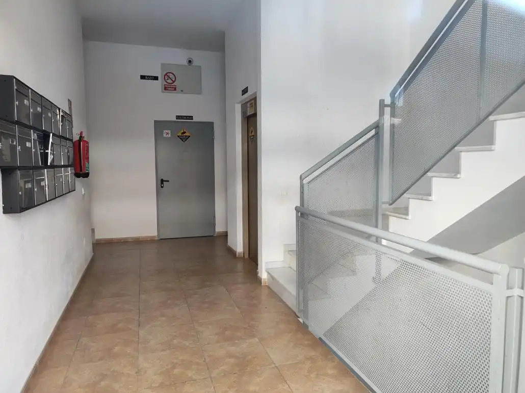 Piso en venta en Vícar