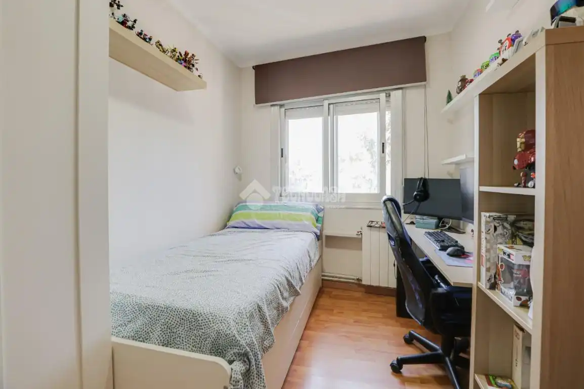 Habitación de Piso en venta en Ripollet con Aire acondicionado