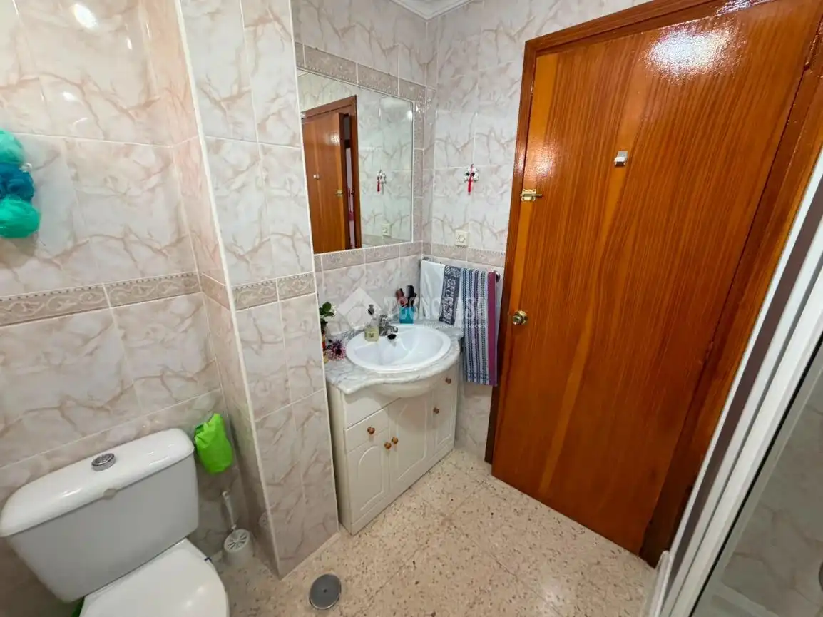 Bathroom of Flat for sale in Guarromán  with Air Conditioner