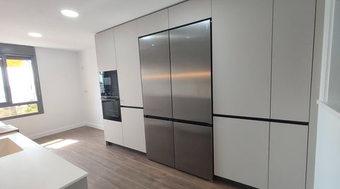 Foto 5 de Piso de alquiler en Doctor Barraquer - G. Renfe - Policlínico, Sevilla Capital