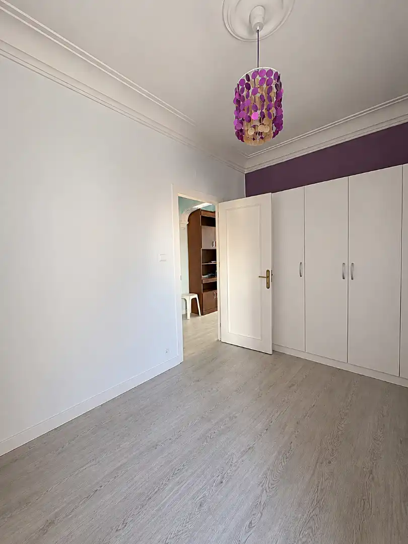 Schlafzimmer von Wohnung zum Verkauf in Madrid mit Klimaanlage und Balkon