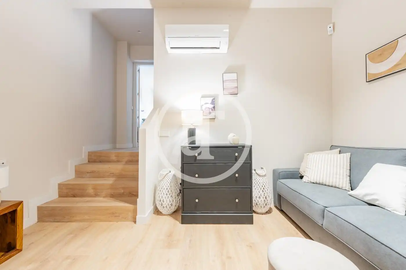 Flat for rent in Madrid  with Air Conditioner, Heating and Furnished