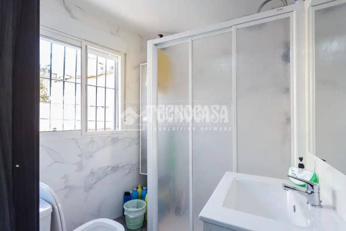 Bany de Casa o xalet en venda en Vélez-Málaga amb Terrassa
