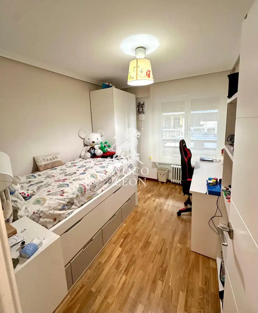 Piso con ascensor en venta en Suero de Quiñones, imagen 4
