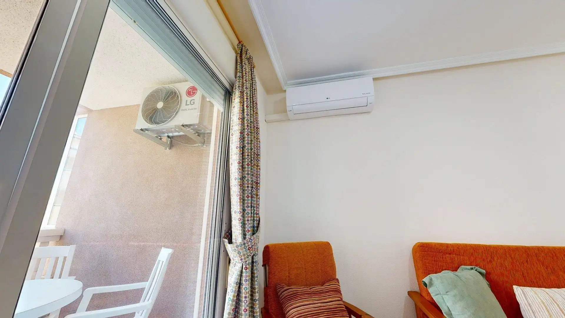 Terrassa de Apartament en venda en Elche / Elx amb Aire condicionat, Terrassa i Moblat