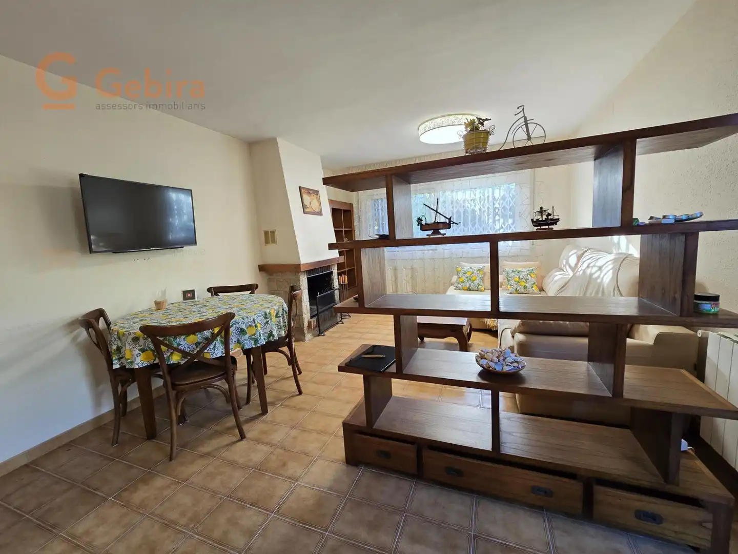 Sala de estar de Casa adosada en venta en Cunit con Aire acondicionado, Calefacción y Jardín privado