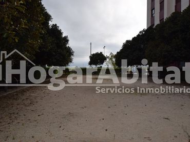 Wohnbaugrundstück zum Verkauf in Calle JOAQUIM RODRIGO