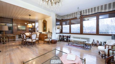 Foto 2 de Piso en venta en Fuentelarreina,  Madrid Capital