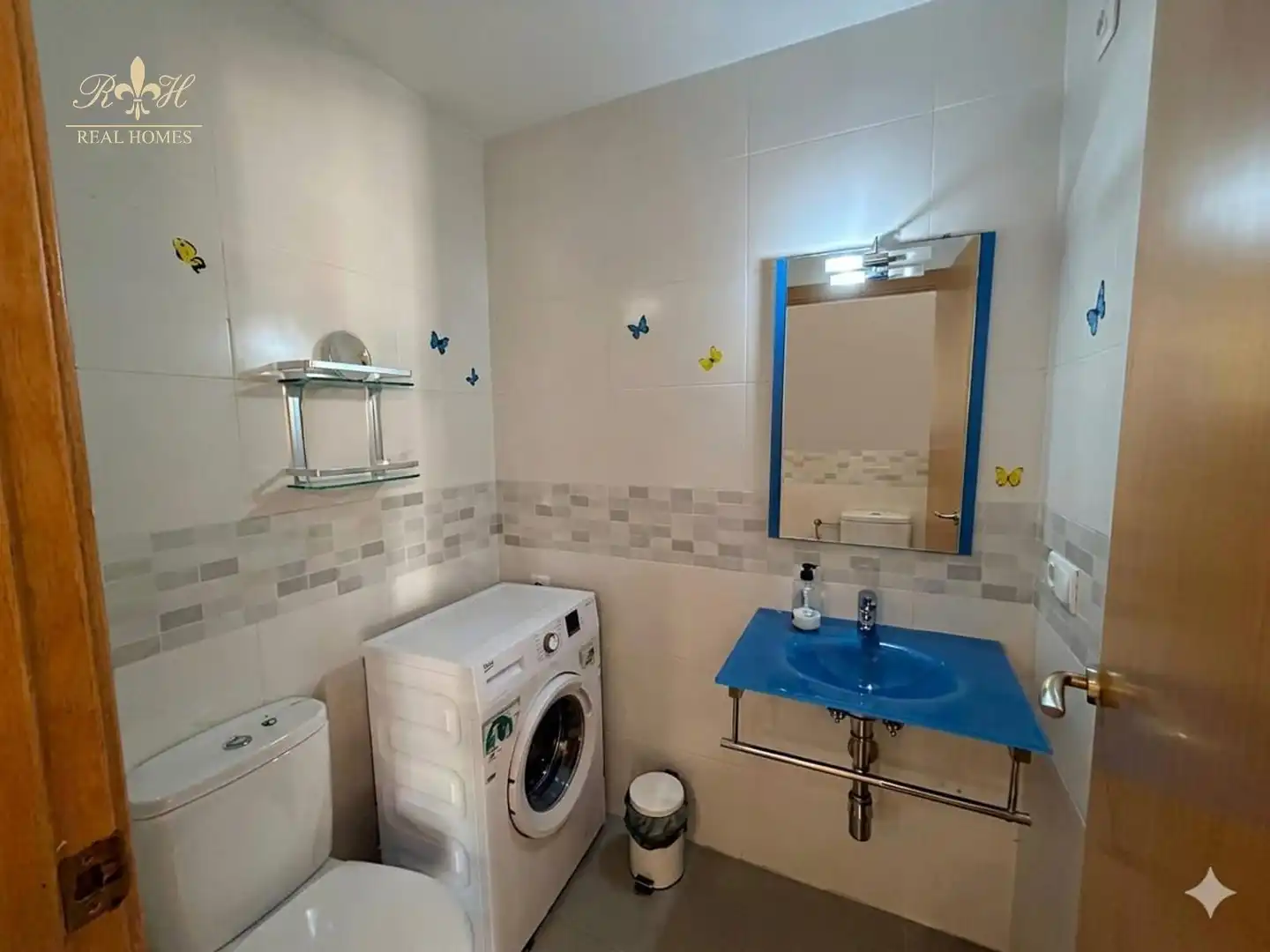 Bathroom of Flat for rent in L'Alfàs del Pi  with Air Conditioner and Furnished
