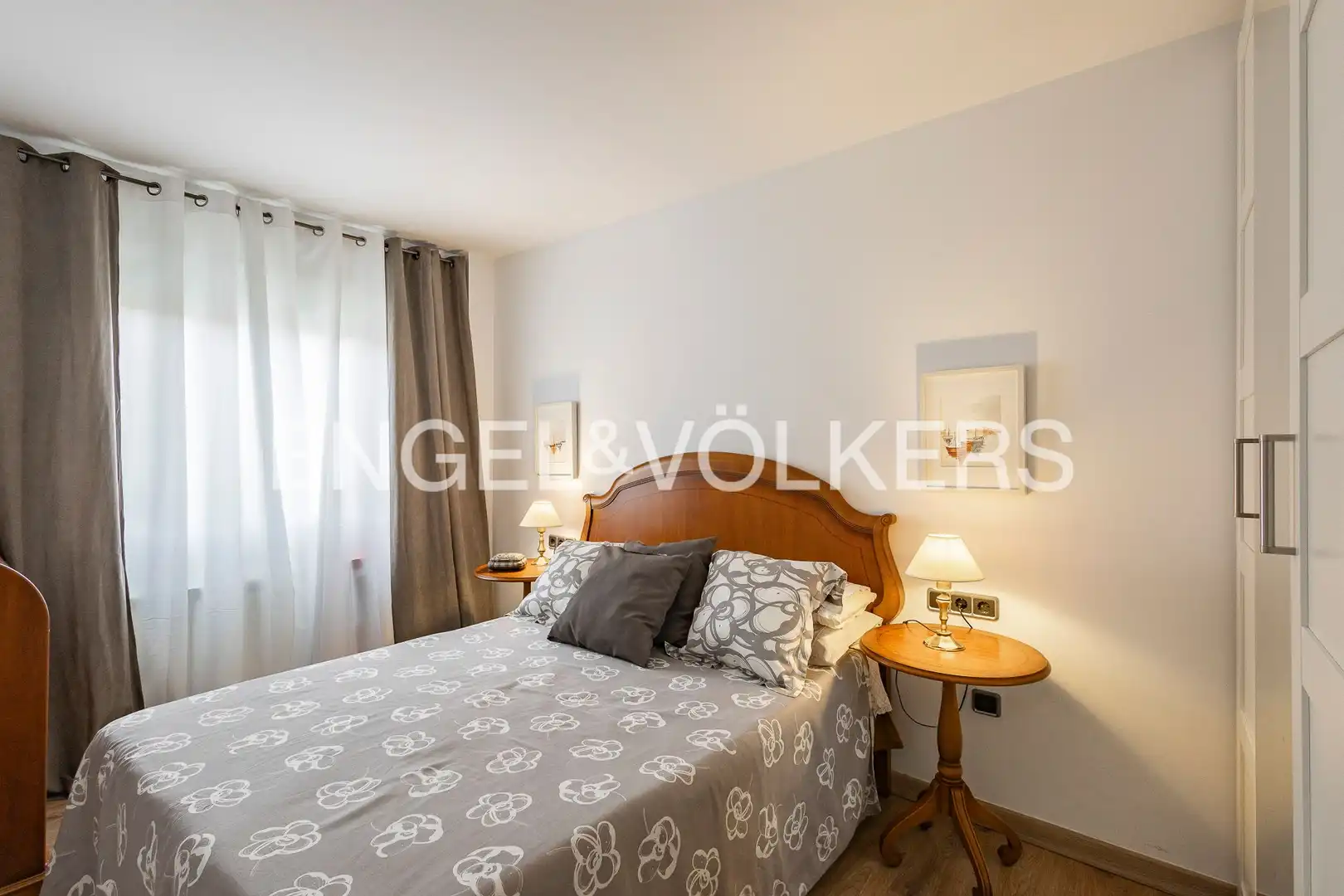 Habitación de Dúplex en venta en Terrassa con Aire acondicionado, Calefacción y Parquet