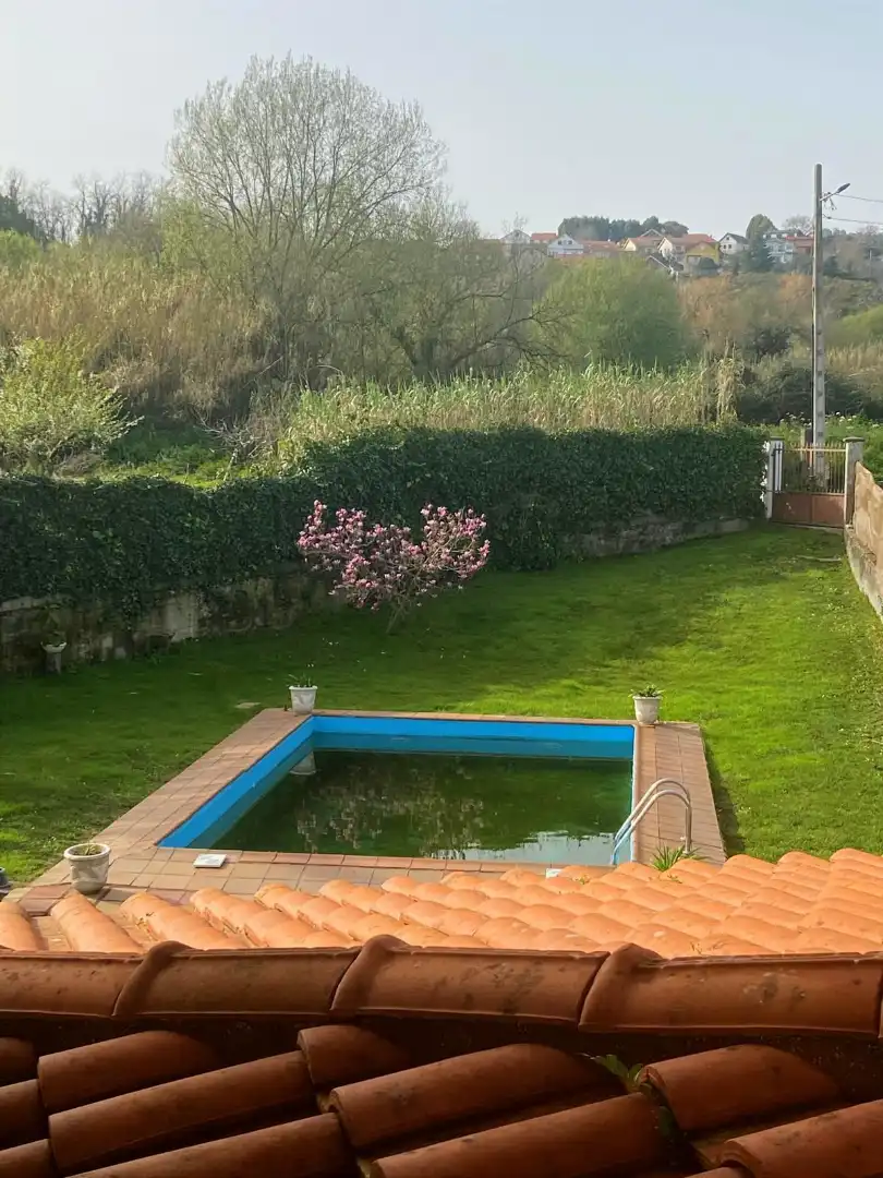 Piscina de Casa o xalet en venda en Moaña amb Moblat