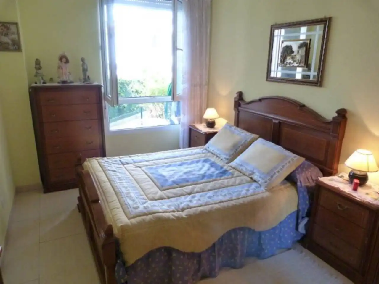 Dormitori de Apartament de lloguer en Noja amb Calefacció, Jardí privat i Terrassa