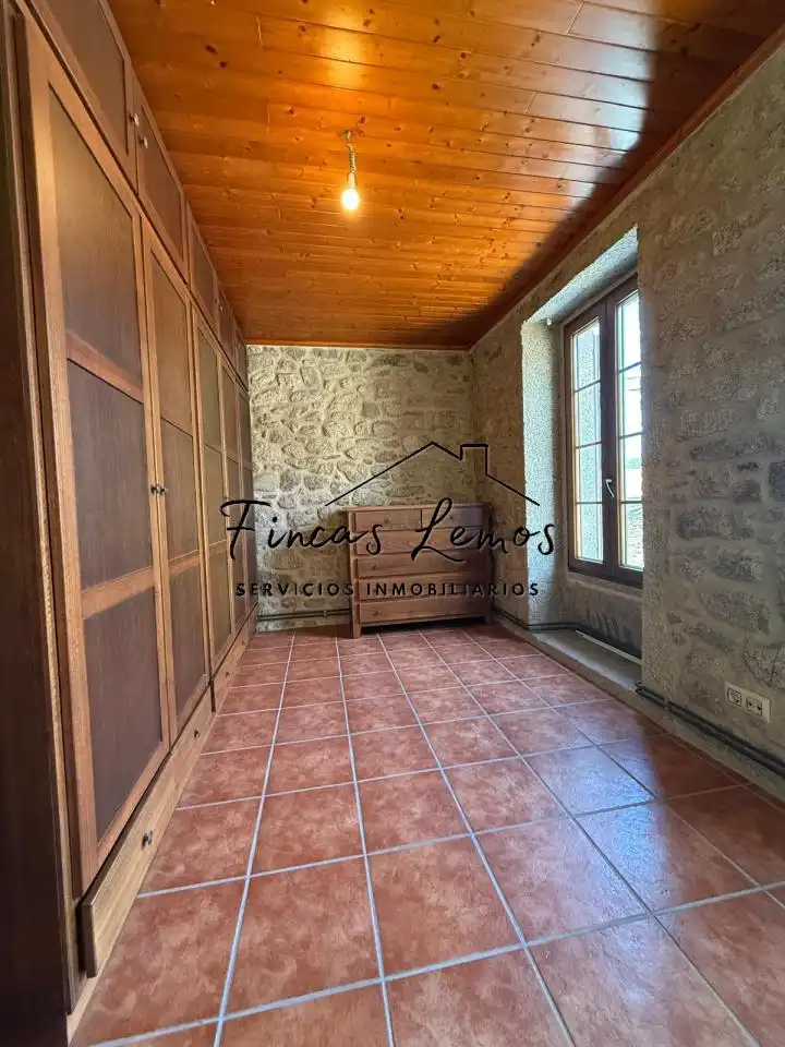 Casa o chalet en venta en Vimianzo con Calefacción, Jardín privado y Terraza