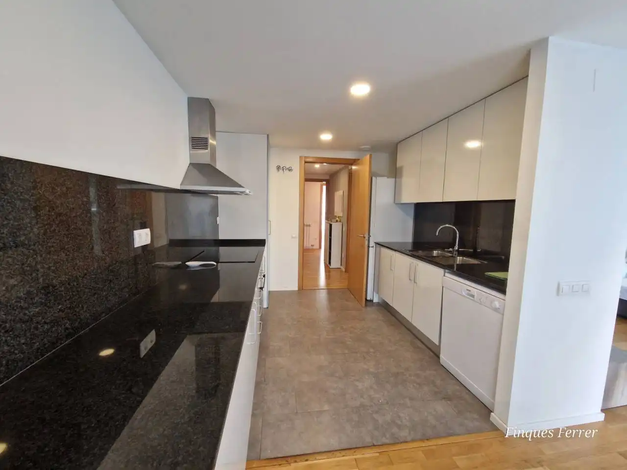 Cocina de Piso de alquiler en Cubelles con Aire acondicionado, Calefacción y Parquet
