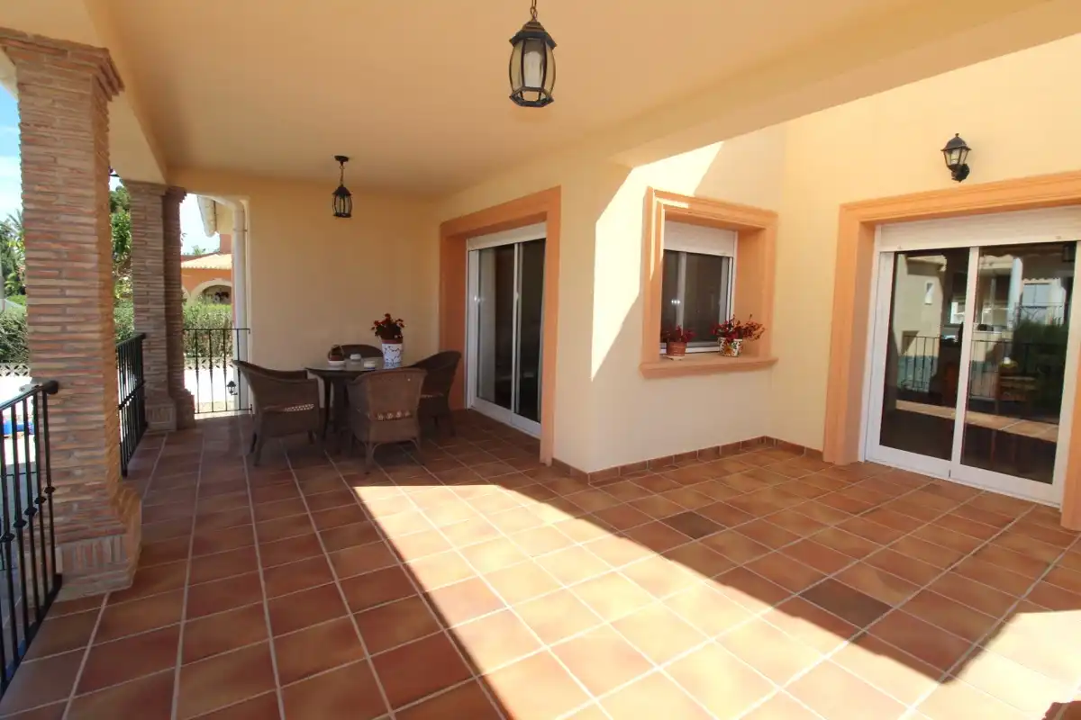 Chalet con piscina en venta en El Montgó, imagen 11