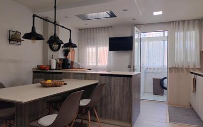 Kitchen of Flat for sale in Canals  with Air Conditioner, Heating and Balcony