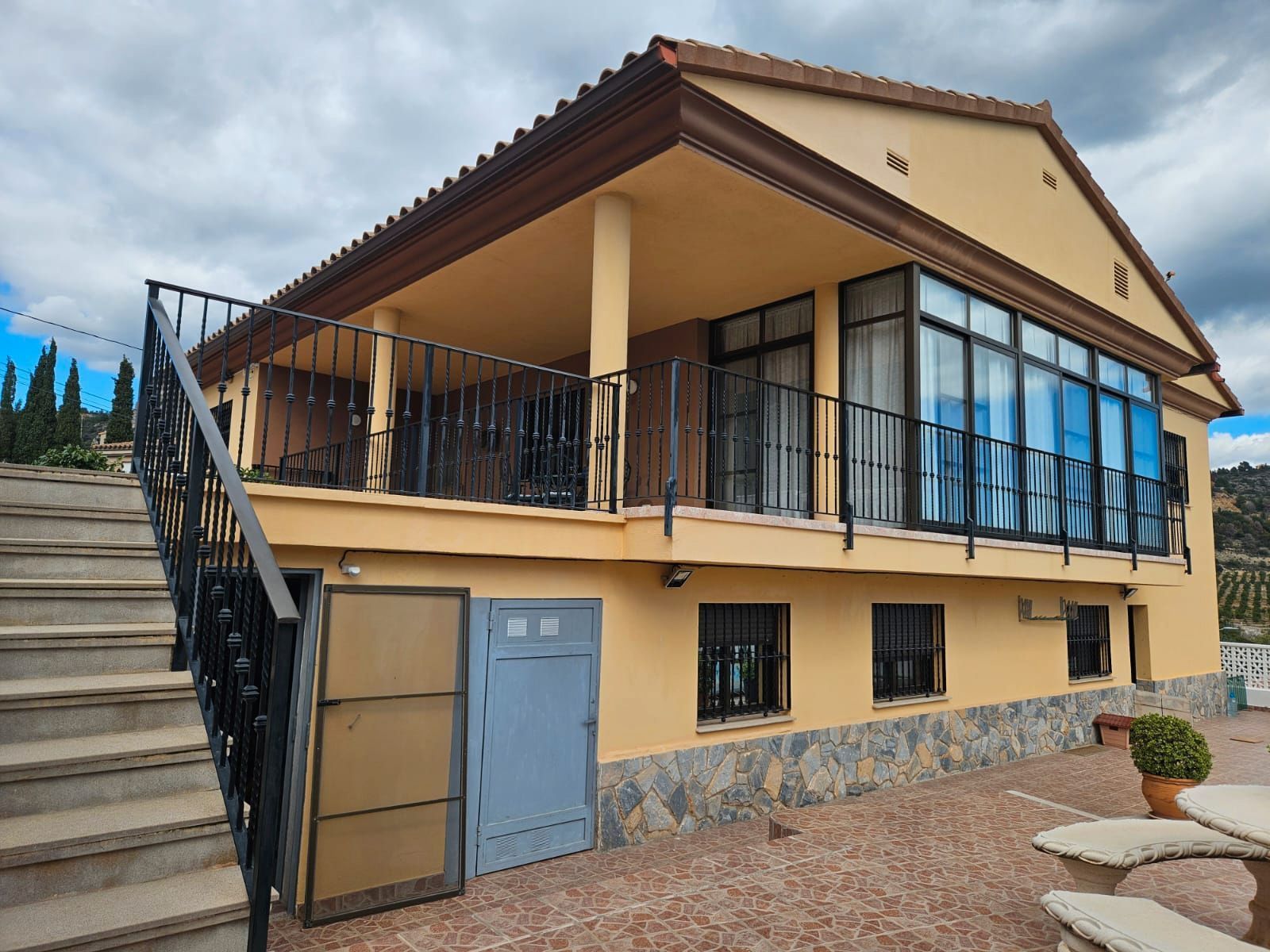 Exterior view of House or chalet for sale in Castellón de la Plana / Castelló de la Plana  with Terrace, Storage room and Swimming Pool