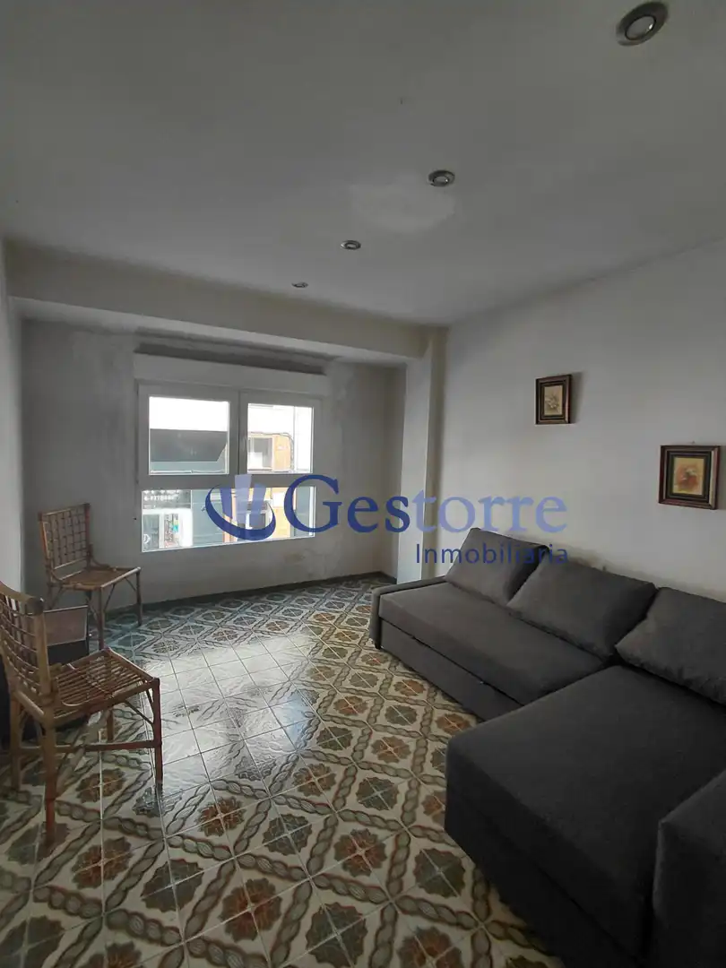 Wohnzimmer von Wohnung zur Miete in Gijón 