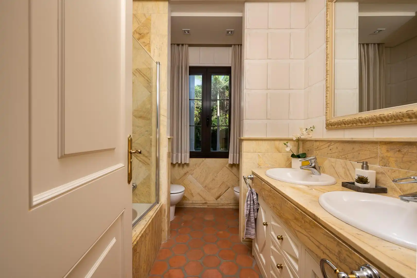 Chalet con terraza en venta en 16 (UR GUADALMINA BAJA), imagen 15