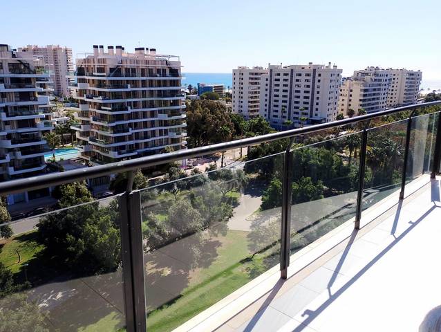 Piso en Venta en Avenida Maestro José Garberi Serrano en PAU 5