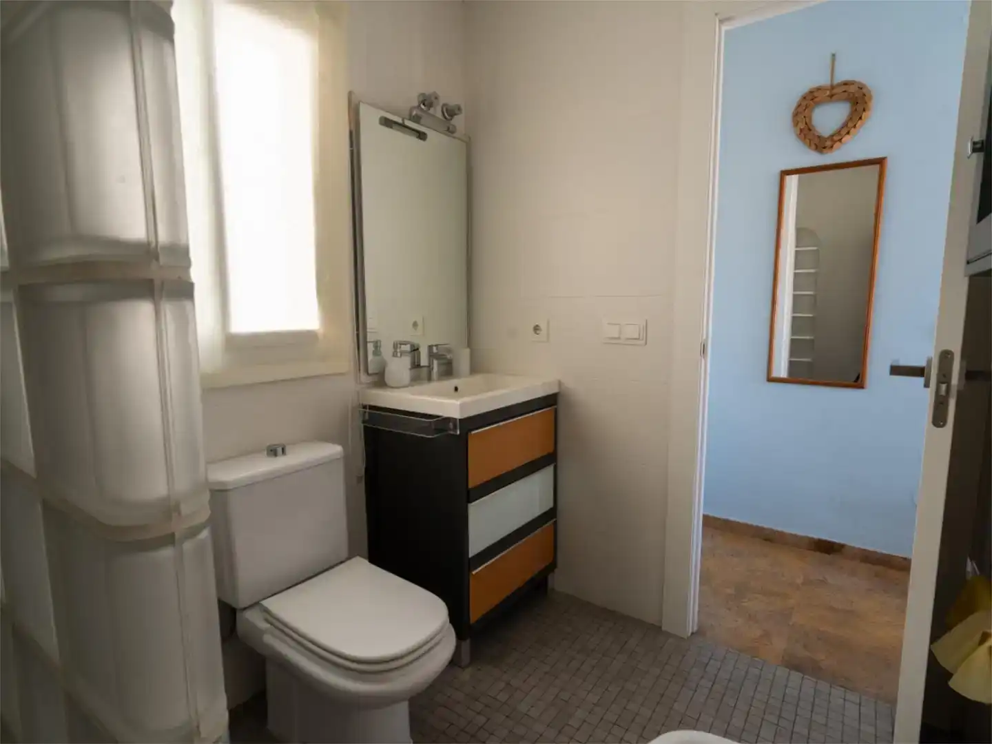 Badezimmer von Dachboden zur Miete in Rincón de la Victoria mit Klimaanlage, Abstellraum und Möbliert