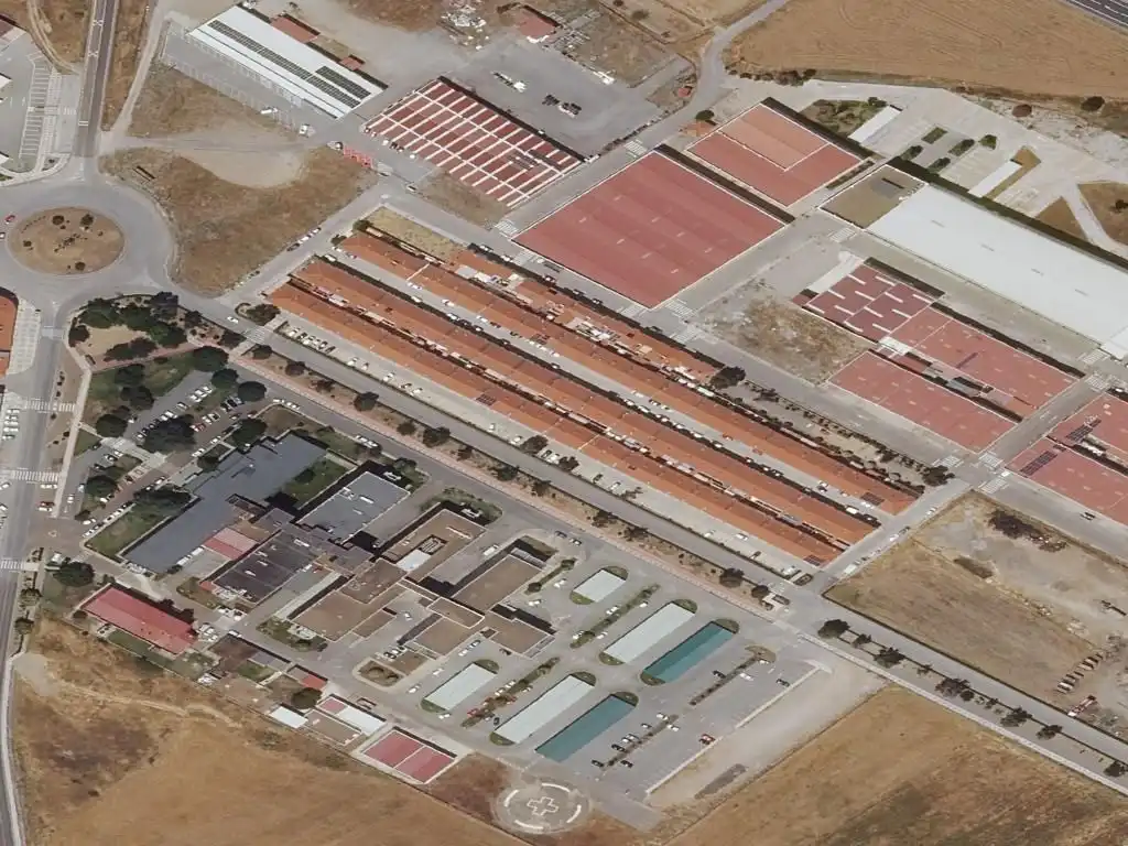Casa en venda a Avenida Badajoz 28, imagen 2